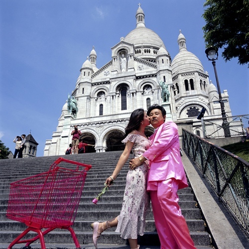 Manit Sriwanishpoom, Pink man in paradise : Sacré-coeur, 2002-2003.